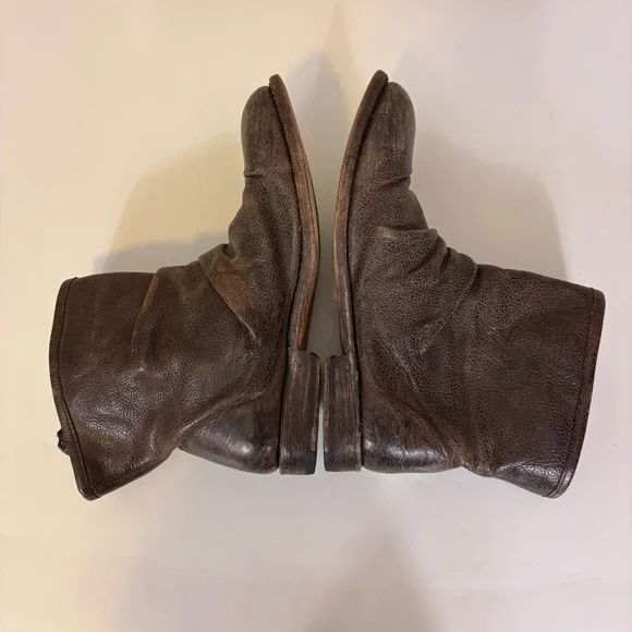 John Fluevog Brown Leather Ankle Boots with Zipper Expand Sides 8 - Picture 6 of 10
